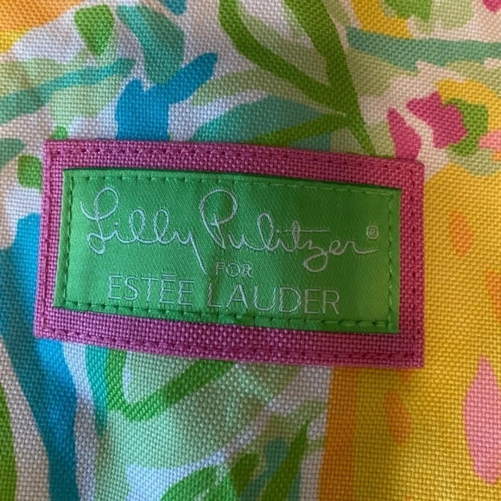 Lilly Pulitzer for Estée Lauder tote. Used condition.